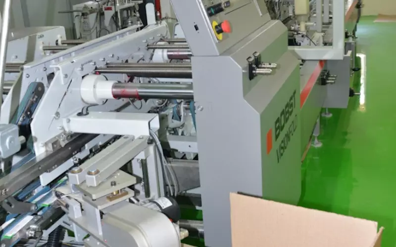 The folder-gluer with a HHS glueing system ensures precision with gluing even at the machine&#8217;s top running speed