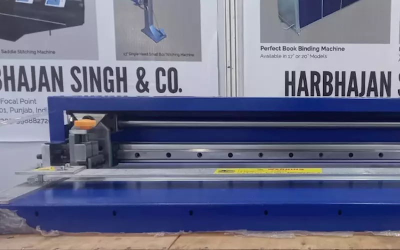 IntraPac: Harbhajan Singh exhibits grooving machine