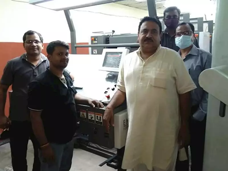 Vardhan Printing Press installs Komori Enthrone 429