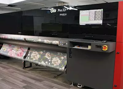 EFI roll-to-roll printers receive certification for wall coverings 
