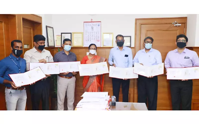 Special postal cover unveiled as part of Kerala's Break the Chain campaign