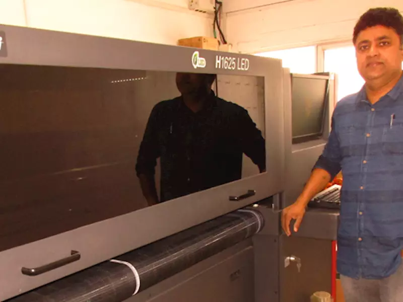 Mumbai's D'Signs upgrades to EFI H1625 LED printer