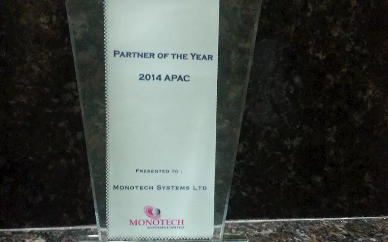Monotech receives award from Scodix