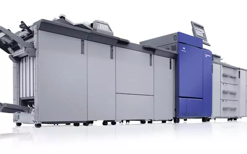 The machine offers four optional controllers, two EFIs, one Konica Minolta and one Creo