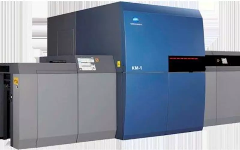 The Konica Minolta AccurioJet KM-1 is a sheetfed duplex B2-format digital inkjet press. Konica Minolta makes the print engine, inks and DFE, while Komori supplies the transport system