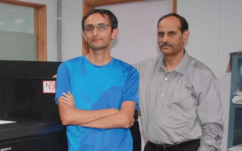 Krishnan Pandey (l) with his father MN Pandey
