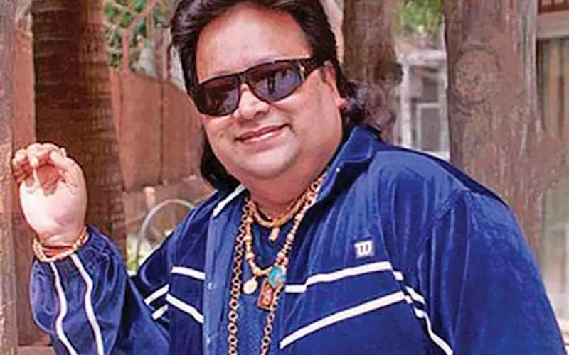 Music director Bappi Lahiri (Bappi da)is known for his music in Disco Dancer & Sharaabi. His favourite print job happens to be the album cover of Michael Jackson&#8217;s Thriller and he also admires film posters of &#8216;TaareZameen Par&#8217; and &#8216;Raja Hindustani&#8217;. He believes that &#8220;we should make use of musical instruments instead of film stars on album covers.&#8221;