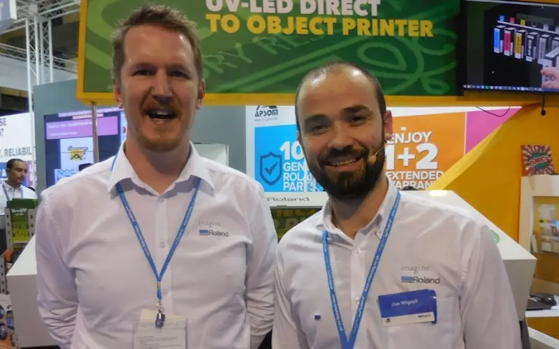(l-r) Johnson and Wigzell of Roland DG (UK) at Media Expo