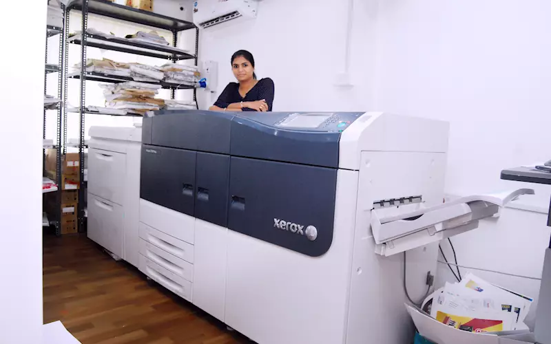 Uma Mahesh of Drisya Creations with the Xerox Versant 3100