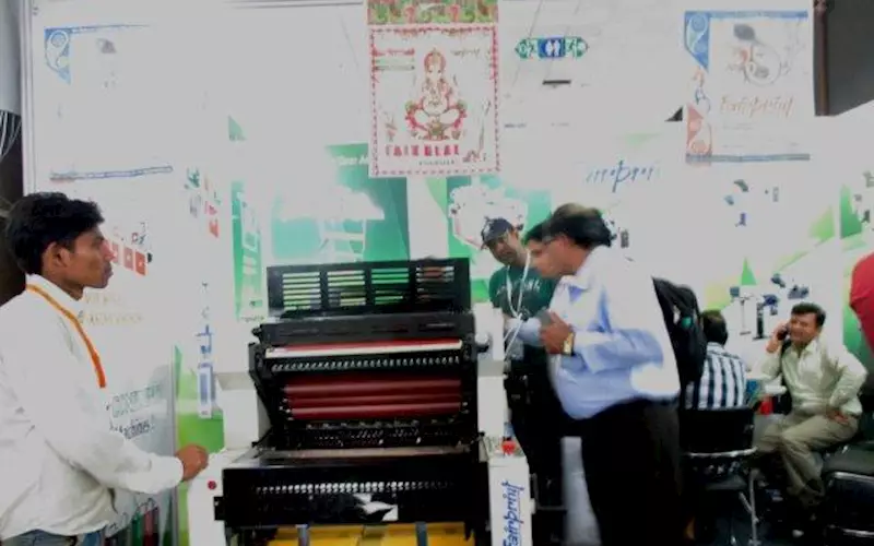 Faridabad, Haryana-based Fair Deal Engineers manufactures and supplies mini offset, poly offset, non-woven bag-making machine, variable data printing machine and envelop-making machine, among which the bag-making machine and variable data printing machine was on display at the show