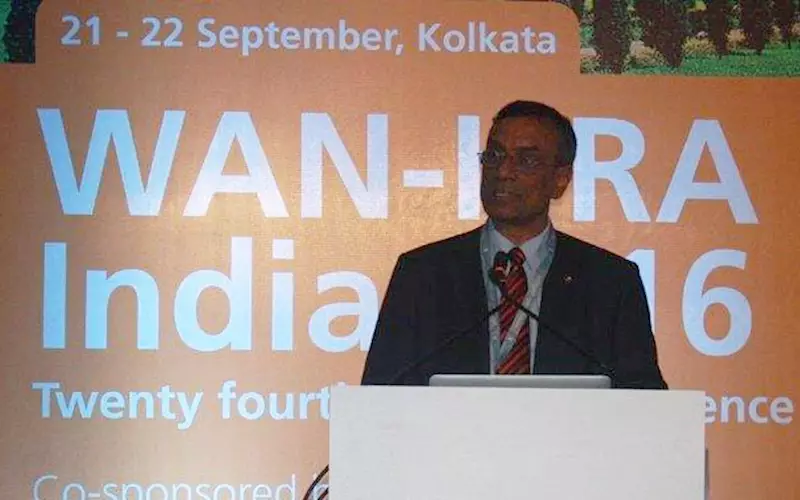During his speech, Chandra Shekhar Ghosh, founder of Bandhan Bank, emphasised on micro finance and explained how he established a financial institution
