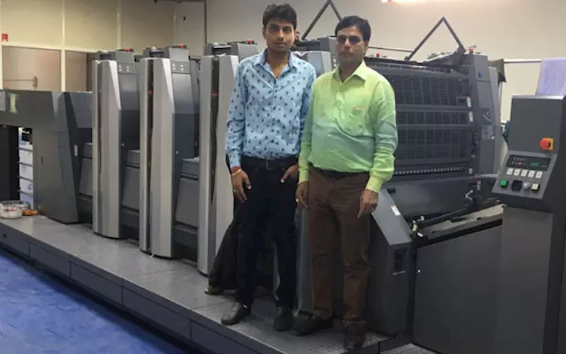 Meerut-based publisher of children's and guide books, Children Choice Publication, has installed a four-colour RMGT 924 ST press enabling the firm to a broader service approach. The 1996 established firm at present has a collection of 4,000 book titles, which it used to outsource before the RMGT 924 ST was brought in