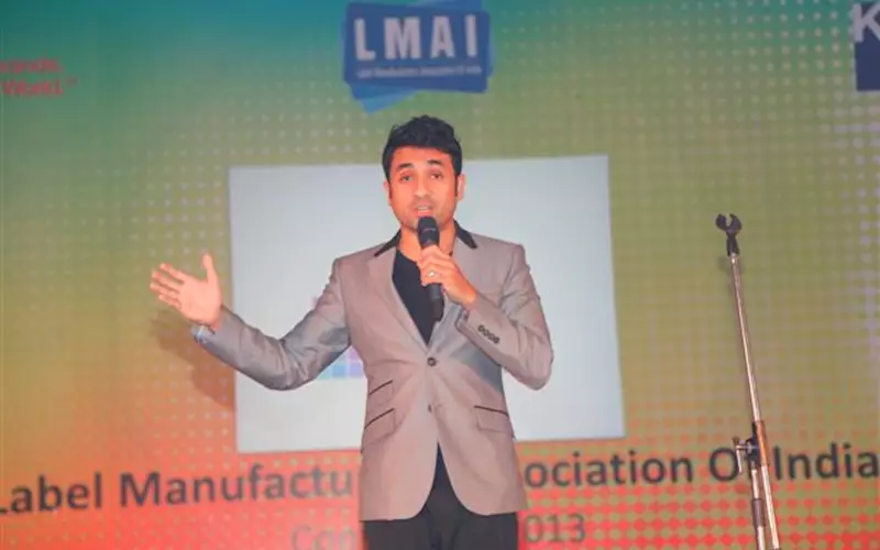 Vir Das turned on the gags and one liners during his hour-long stand up performance