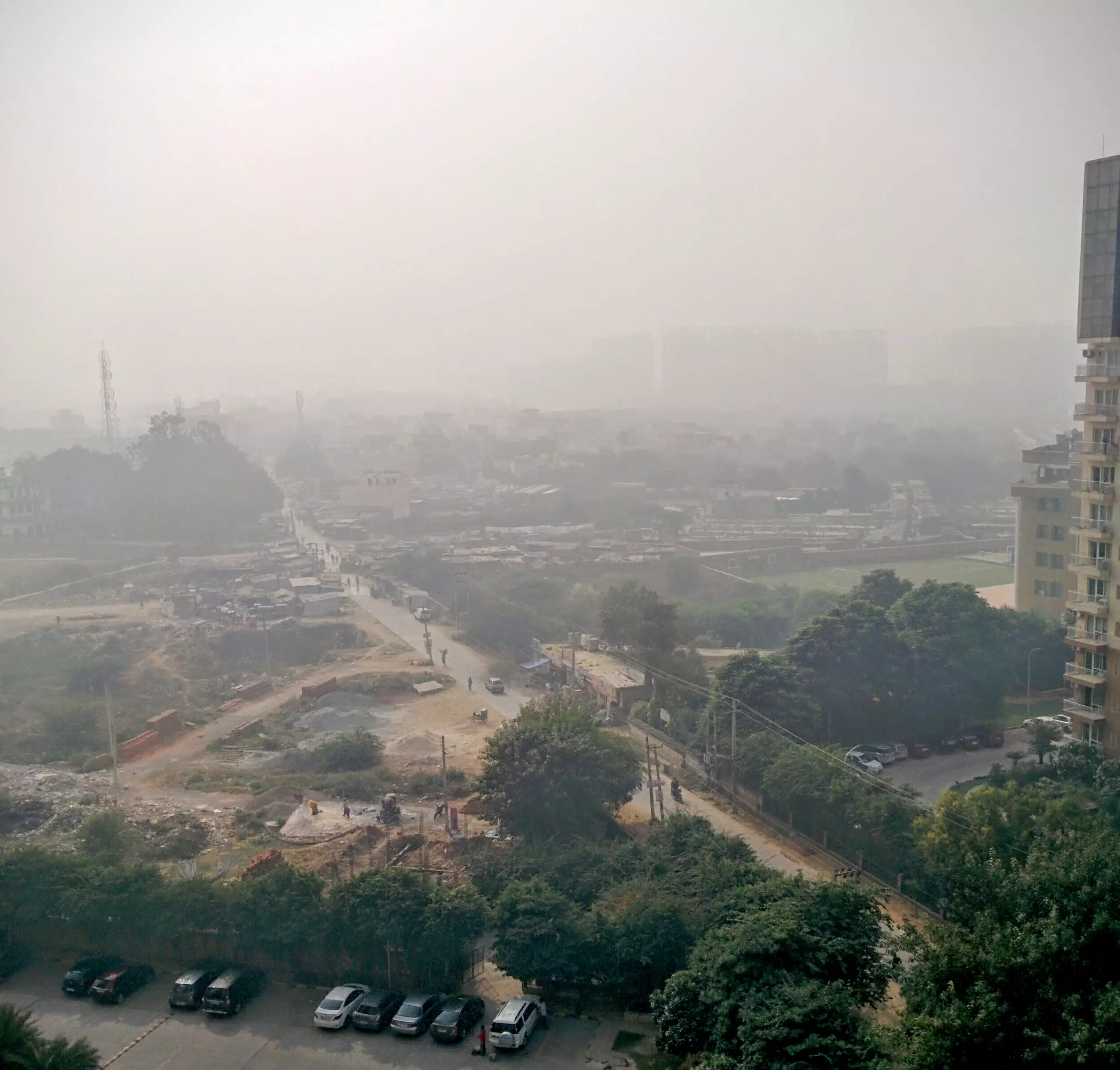 smog-as-visible-in-the-gurgaon-area-near-delhi-on-nov-2016