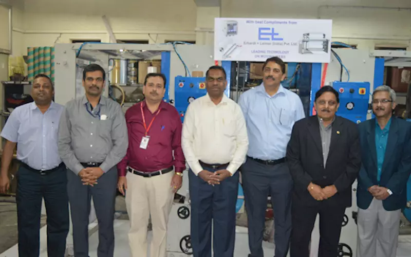 (l-r) Rajesh Parab, manager (sales), E+L India, Prof AR Mahajan, the head of the printing engineering department, Dr Akshay Joshi, research coordinator, printing engineering department, S P Redekar, director, PVG’s College of Engineering and Technology, ID Singh, vice president (sales), E+L India, Seshadri Rajaram, managing director, E+L India, Prof R G Kaduskar, director, PVG’s College of Engineering and Technology