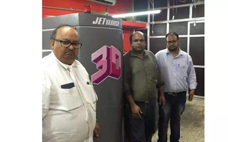 (l-r) Rakesh, Prashant and Varun Aggarwal of Varun B Corporation