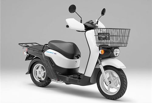 Honda reveals Benly electric scooter for speedy pick-up and delivery services