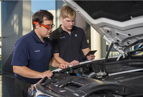 BMW Group uses Google Glass for quality assurance in production
