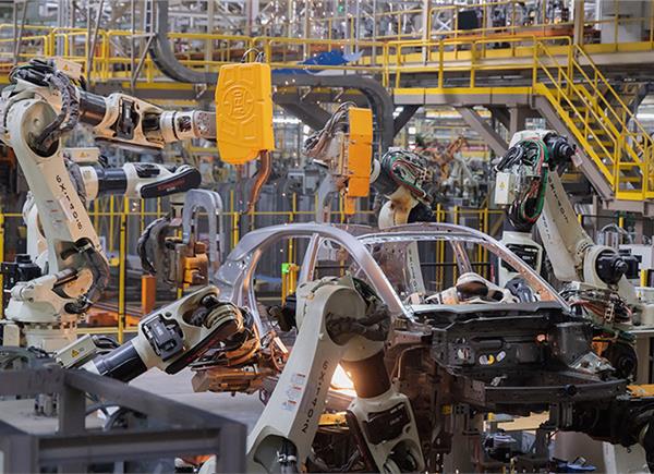 Tata Motors crosses USD 50 billion mark in annual turnover