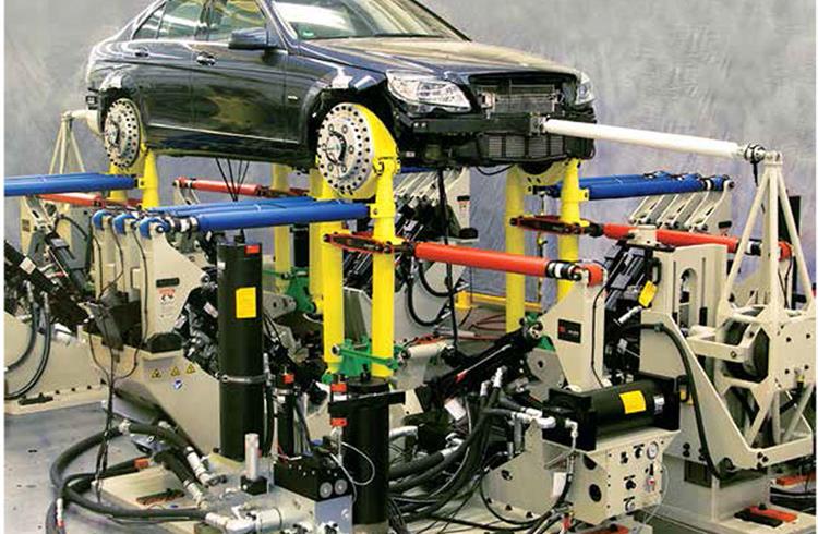 MTS Systems' road simulators are coupled with advanced durability testing capabilities and top-notch lab simulation accuracy. 