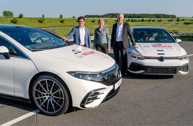 L-R: Dr. Stefan Waschul, member of the Robert Bosch Automotive Steering GmbH management board responsible for development, Dr. Gerta Marliani, president of Robert Bosch Automotive Steering GmbH and Kevin Arnold, founder and CEO of Arnold NextG.