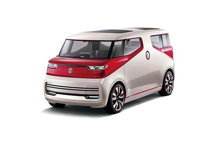 Air Triser is a newly conceived three-row compact minivan with a private lounge