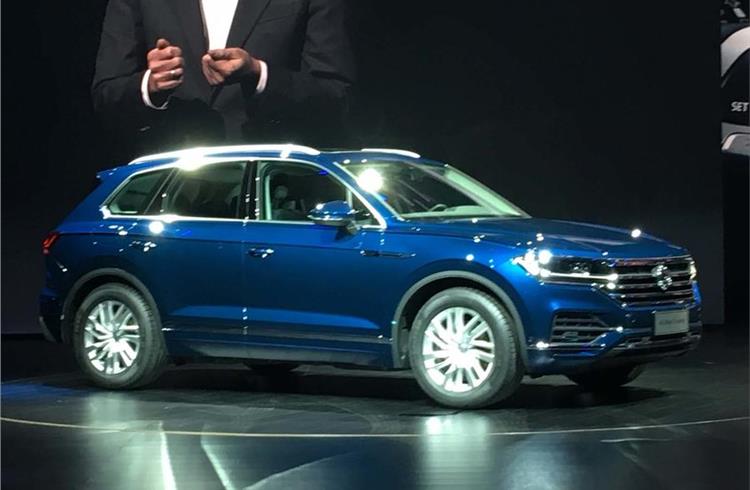 Flagship Volkswagen Touareg gets bold new styling