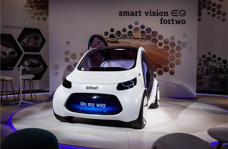 Smart Vision EQ claims to be electric city car of future