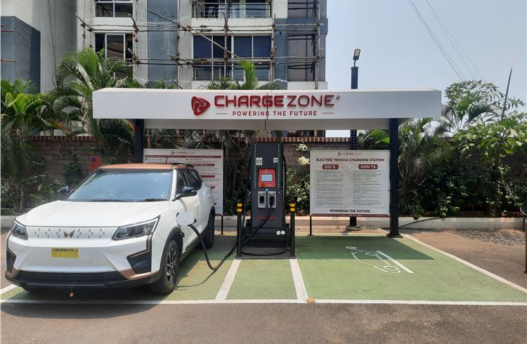 CHARGE+ZONE launches ChargeCloud, a SaaS solution for EV charging stations 