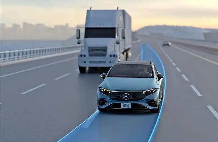 Tech Talk: autonomous cars still have a long way to go