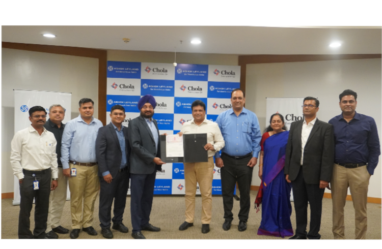 Ashok Leyland announces strategic partnership with Cholamandalam for dealer financing solutions