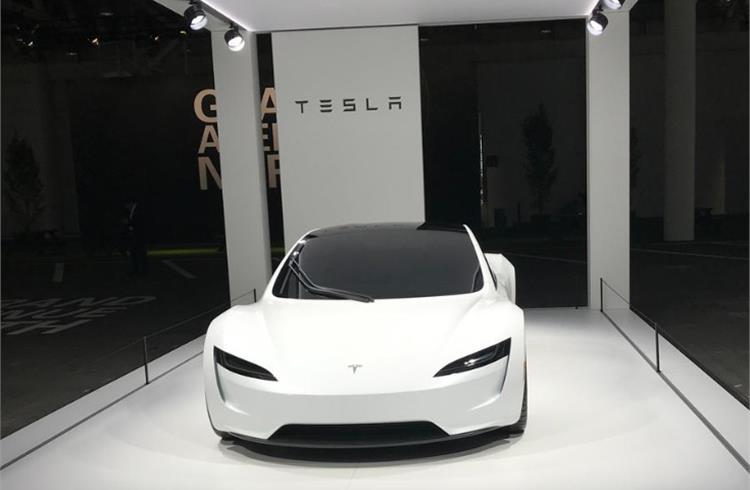 Elon Musk Says The Tesla Roadster Will “Hopefully” Hit Production In 2024