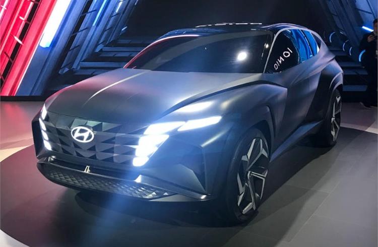Hyundai's compact SUV concept, Vision T Plug-in Hybrid revealed ...