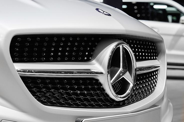 Mercedes-Benz Sets out Long-term Ambitions as the World's Most Valuable  Luxury Car Brand - AutoTech News