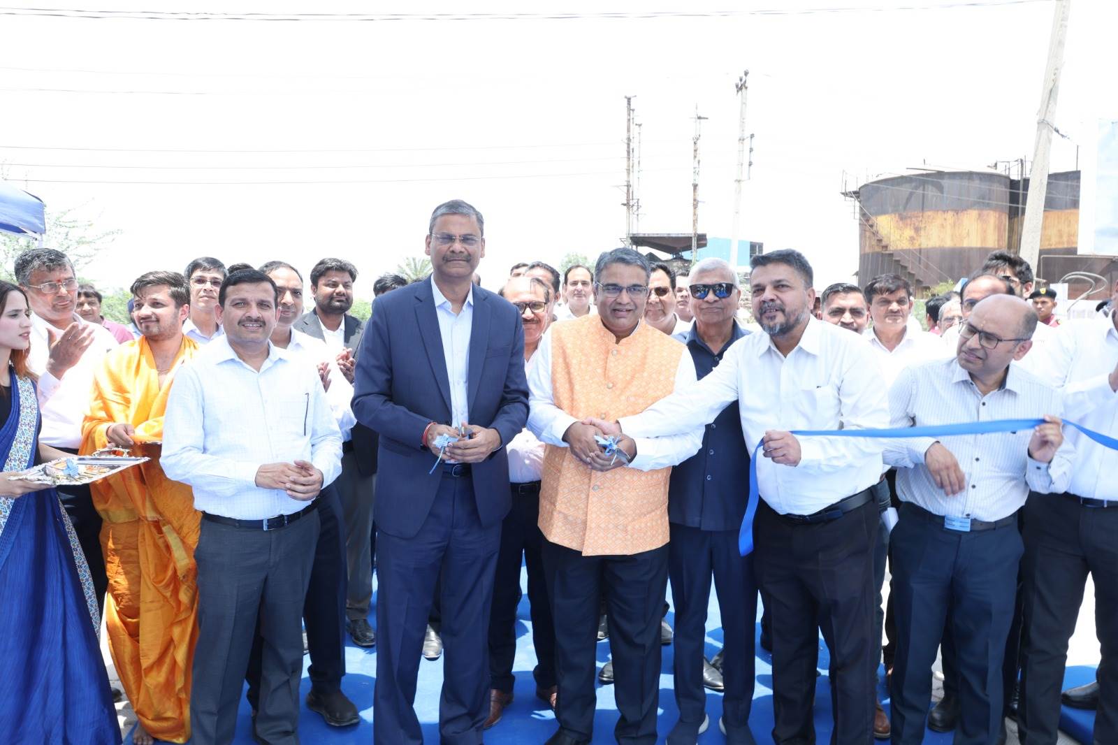 Ashok Leyland inaugurates dealerships in Faridabad, Greater Noida  | Autocar Professional