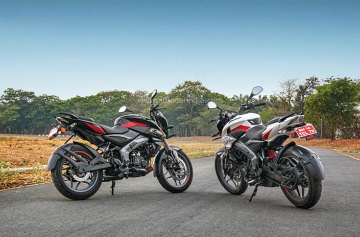 Bajaj Auto sees India 2W industry volume growing 8-10% YoY in FY24 | Autocar Professional