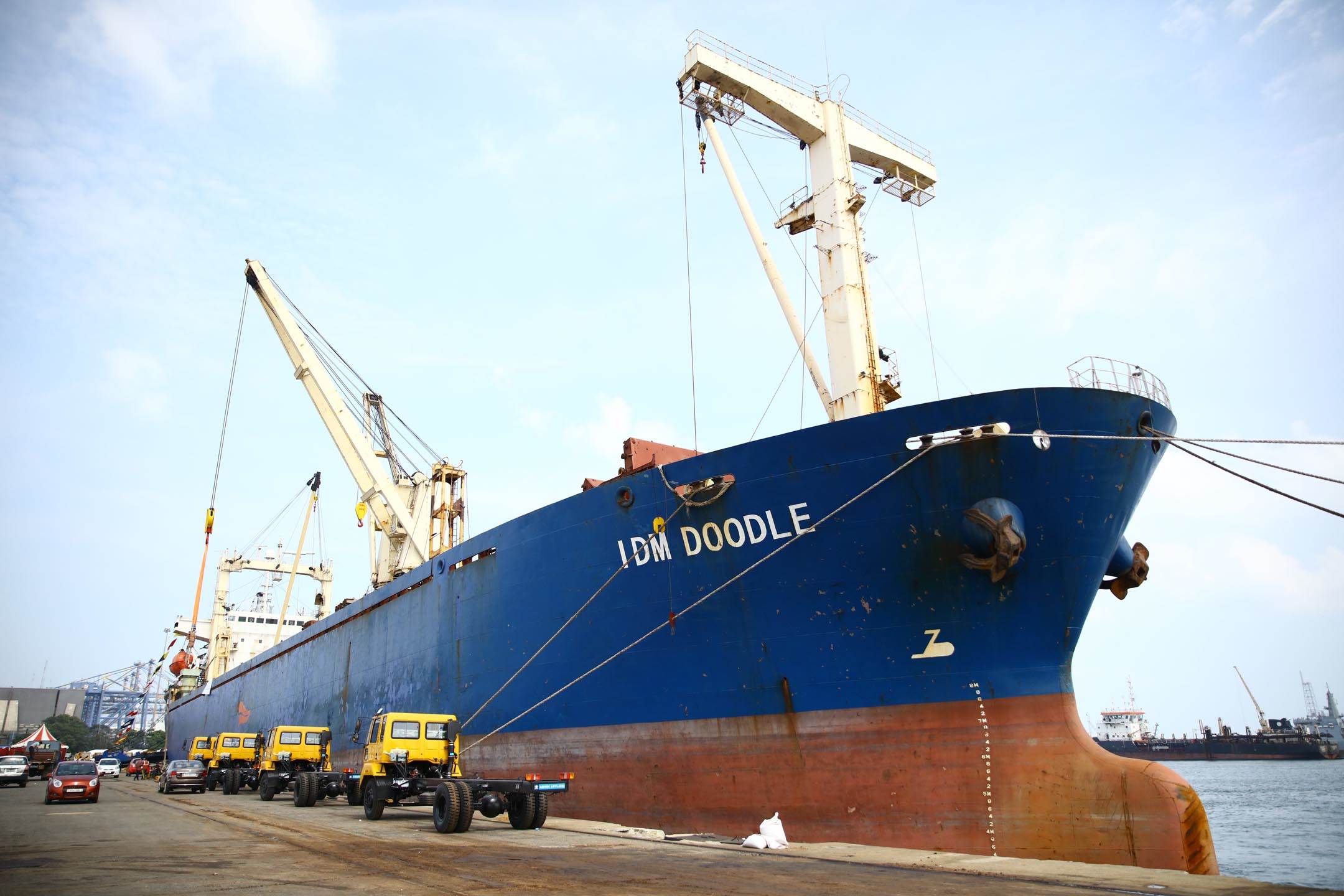 Ashok Leyland ships 185 trucks to Bangladesh Autocar Professional