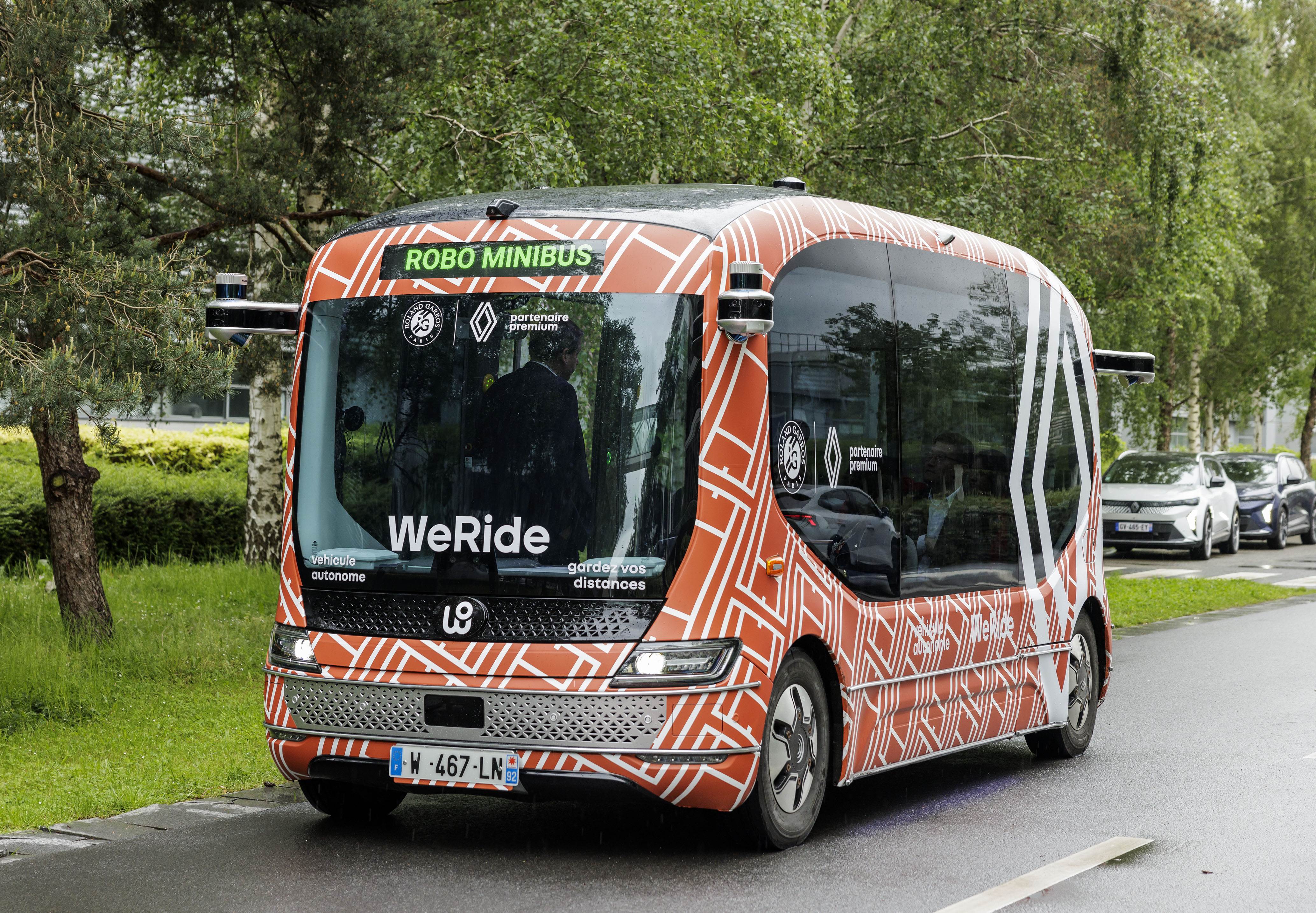Renault to trial autonomous public transport at Roland-Garros ’24 | Autocar Professional
