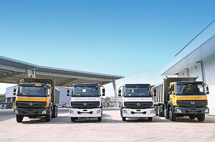 Daimler drives in more safety in heavy-duty trucks | Autocar Professional