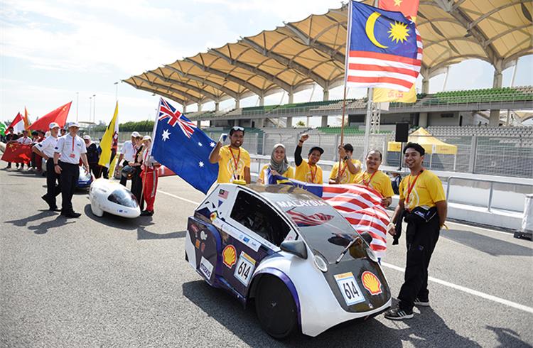 Team UiTM Eco-Planet, race number 614, from Universiti Teknologi Mara (UiTM) Shah Alam, Malaysia, competing in the UrbanConcept - Hydrogen category during Day 1.