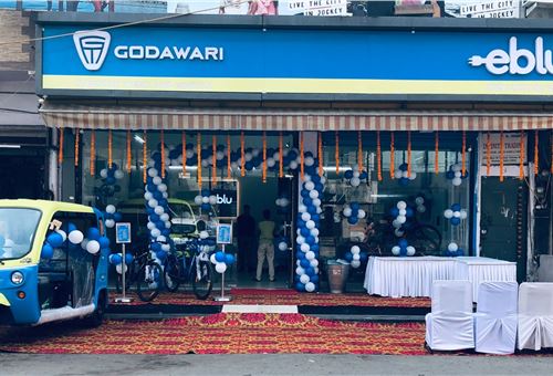 Godawari Electric Motors inaugurates a new showroom in Delhi