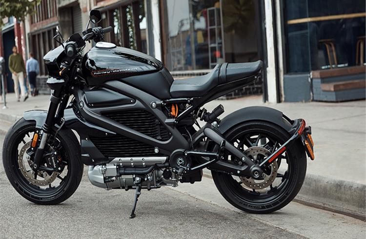 2020 Full Vehicle winner: Harley-Davidson Motor Company won the award for utilised electrification to improve energy capacity of its Livewire electric motorcycle by 90 percent, while increasing the ratio of energy capacity to vehicle mass by 60 percent.
