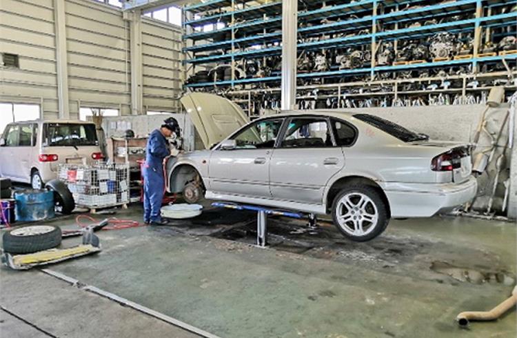 A representative picture of Vehicle Dismantling and Recycling unit of Toyota Tsusho’s technical alliance partner in Japan.