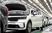 Kia begins production of Sorento hybrid