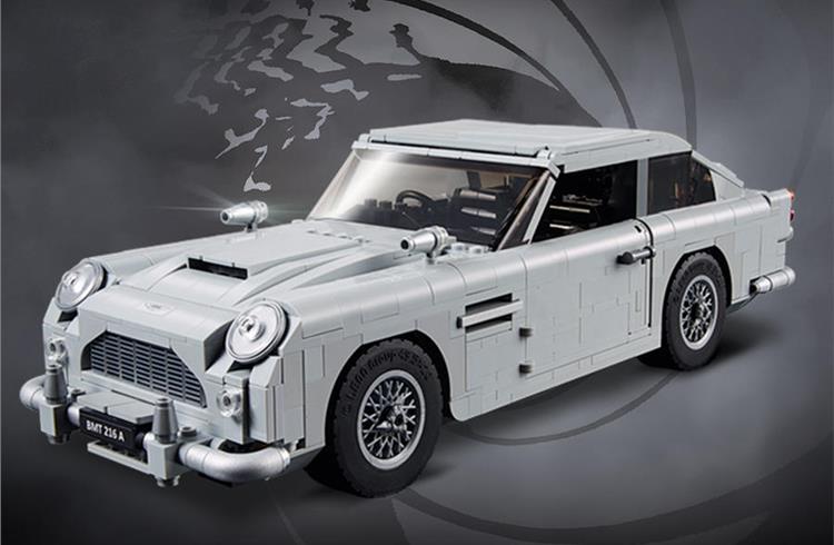 James Bond Aston Martin DB5 model reborn as a Lego model