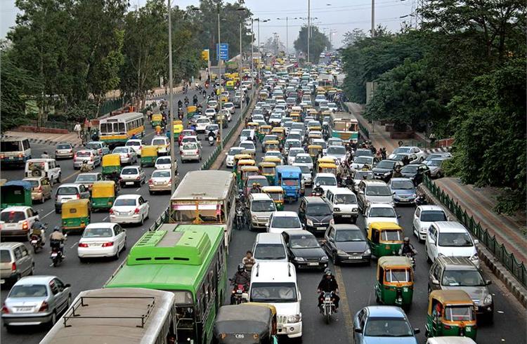 Delhi government bans entry of M&HCVs from November to February to curb pollution