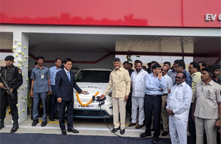 Kia sets up EV charging station, donates 3 electrified vehicles to Andhra Pradesh