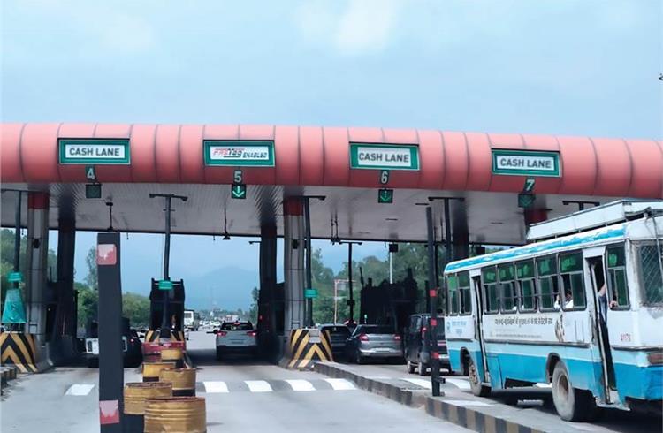 Fast-Tag toll revenues likely to cross Rs 50,000 crore this year