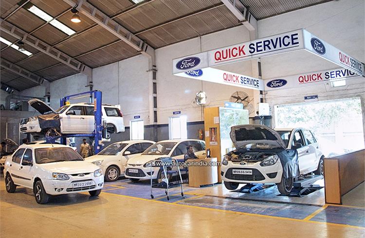 Ford to offer generous compensation to dealers