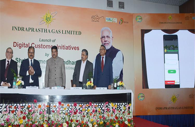 Dharmendra Pradhan, Minister of Petroleum and Natural Gas & Skill development and Entrepreneurship at the launch of 'Digital Customer Initiatives' of IGL